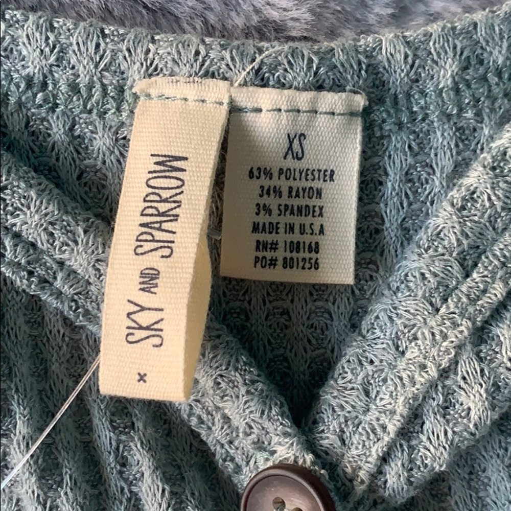 Tank top - Picture 2 of 3